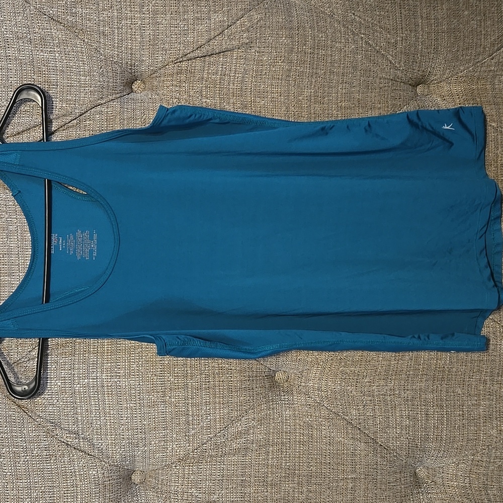 Women's Medium Danskin Dri-More Athletic Tank Tops - Picture 2 of 11